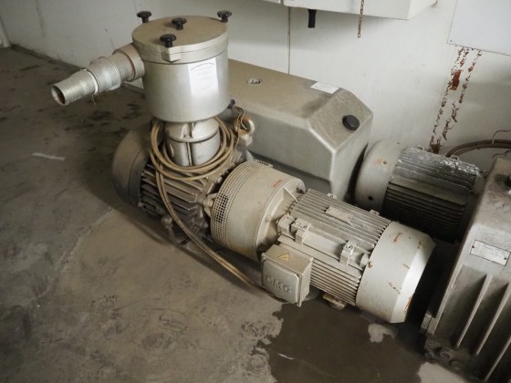 Busch Vacuum Pump 400-212 Pic 02